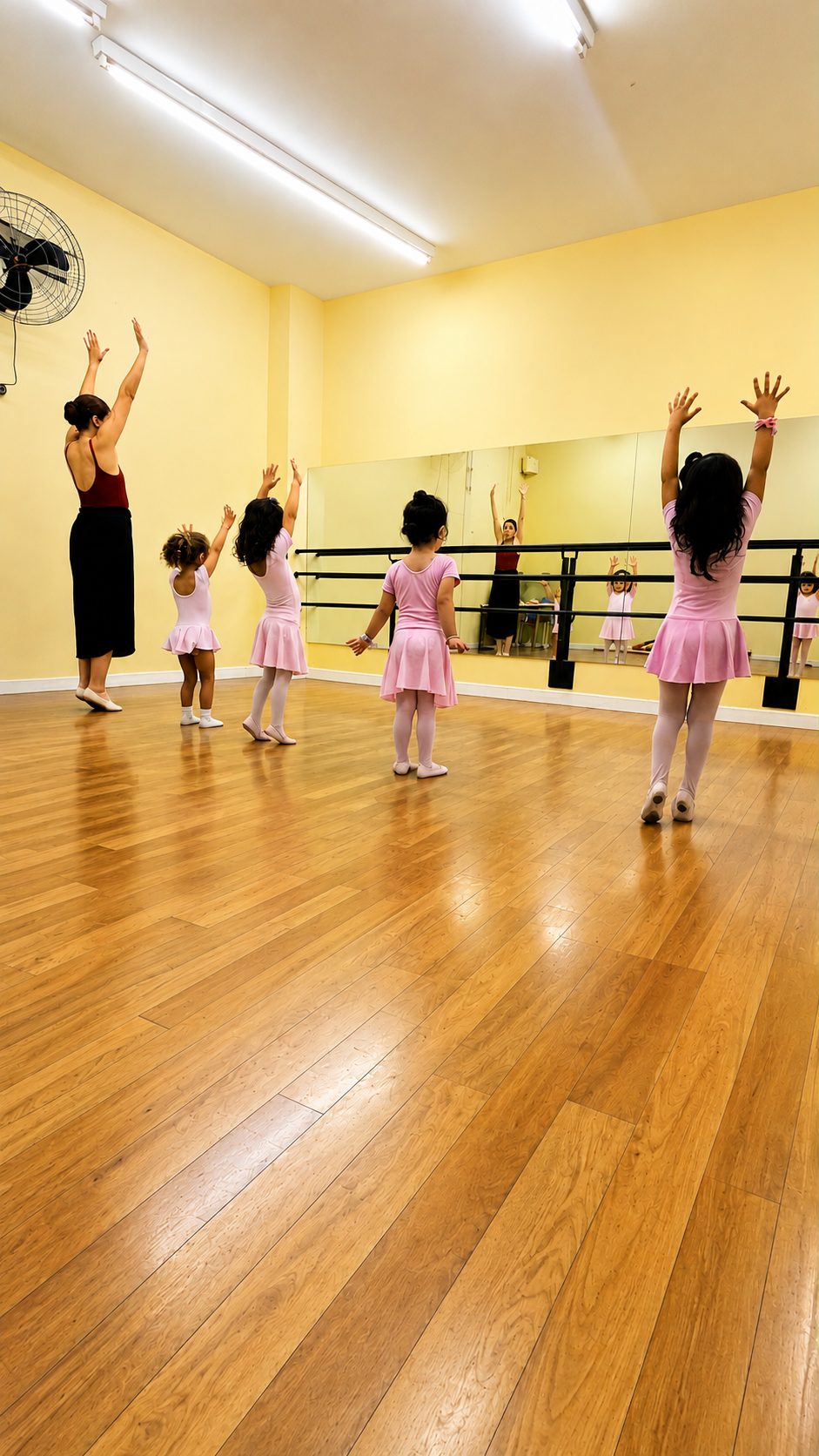 Aula de ballet no período complementar